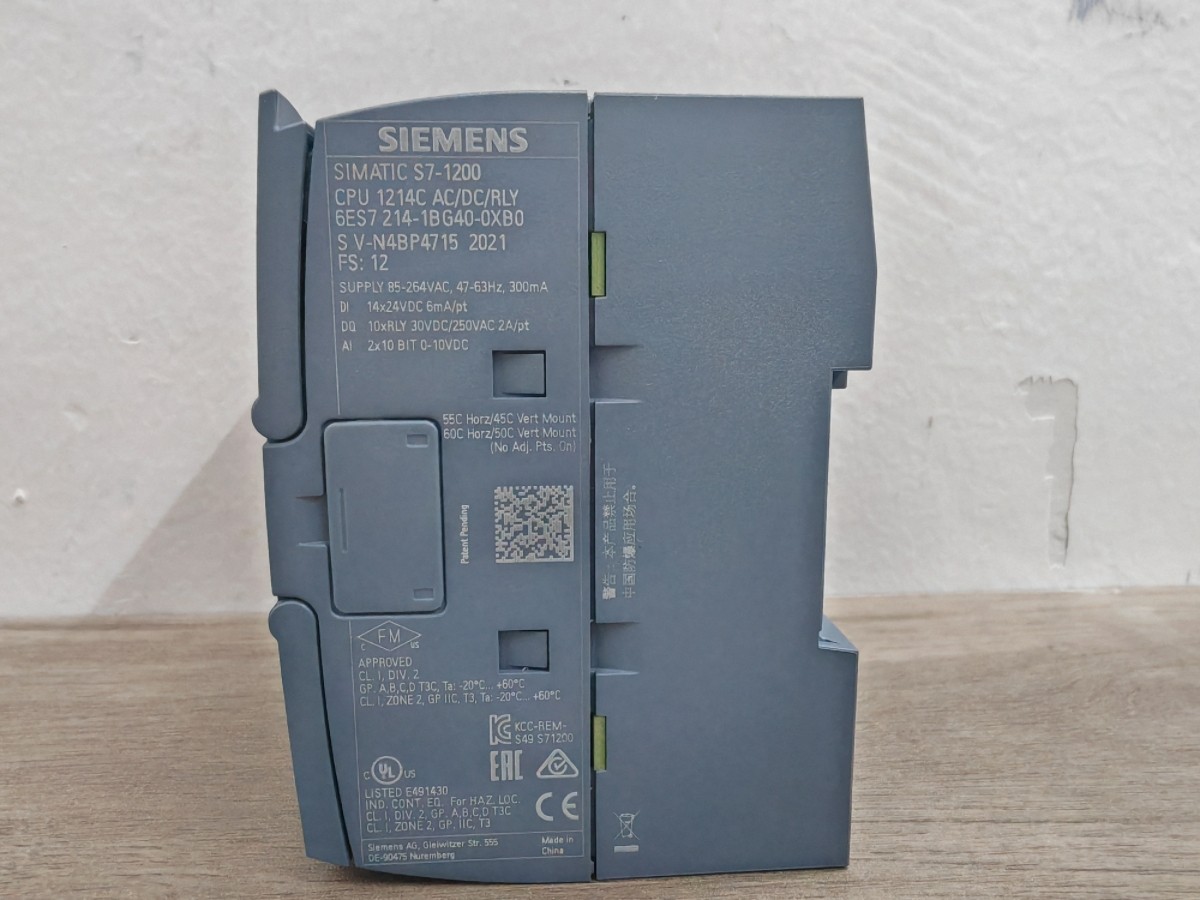 New Siemens 6ES7214-1BG40-0XB0 6ES7 214-1BG40-0XB0 SIMATIC S7-1200