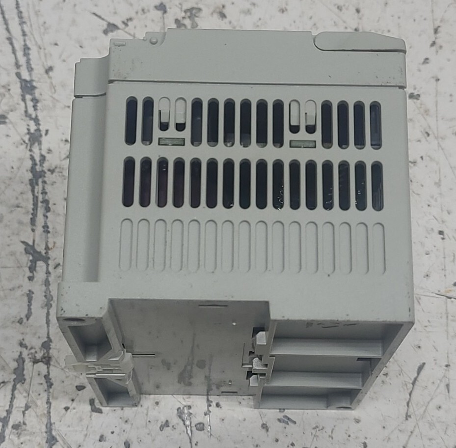 Allen-Bradley MicroLogix 1000 1761-L16BWA Series E FRN 1.0