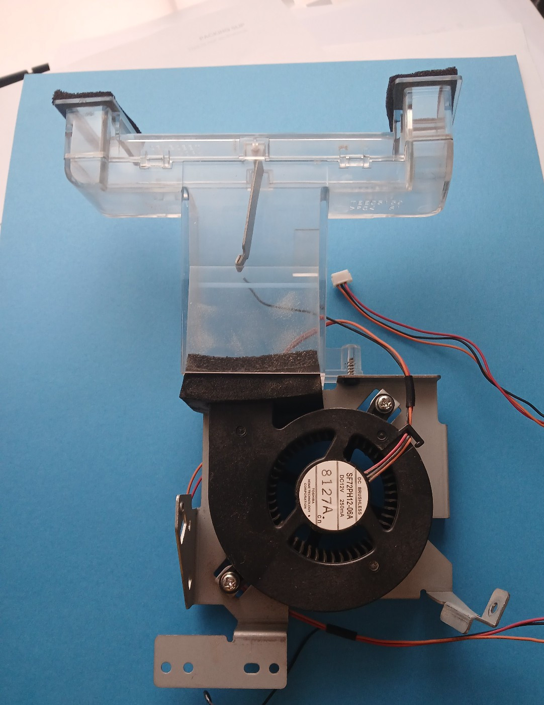 TOSHIBA projector / instrument fan 1512B SF72PH12-61A dc12V 250mA