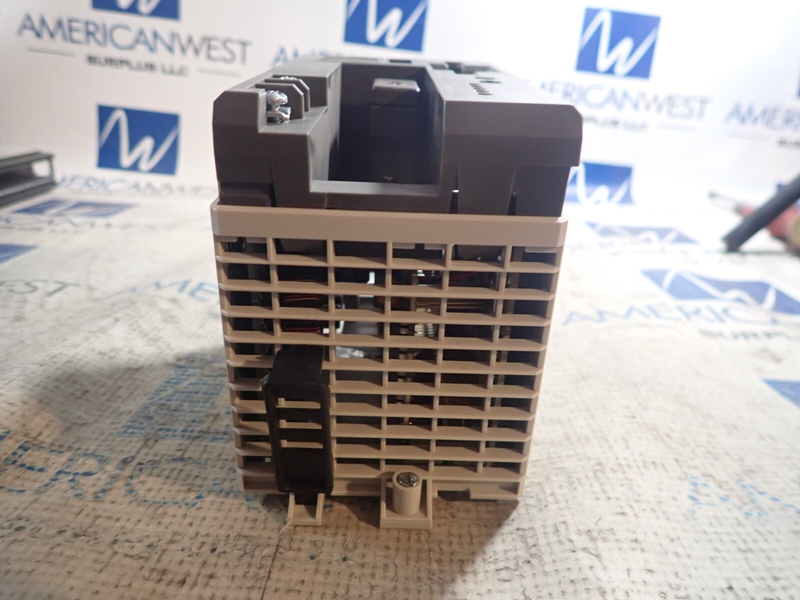 Schneider Automation MODICON PC-A984-145 COMP 984 CPU 8k MEM