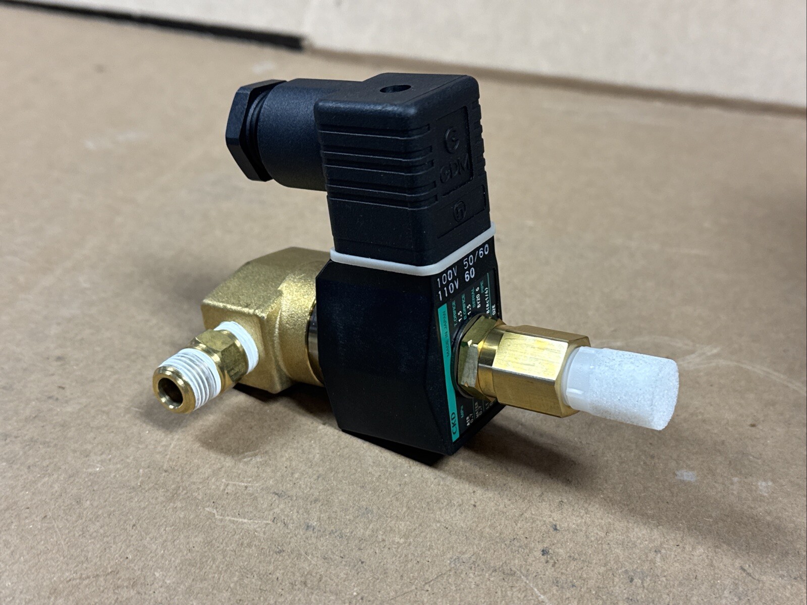 NEW CKD AG31-02-1-AC110V Solenoid Valve Air / Water / Oil 100/110V AG31-02-1