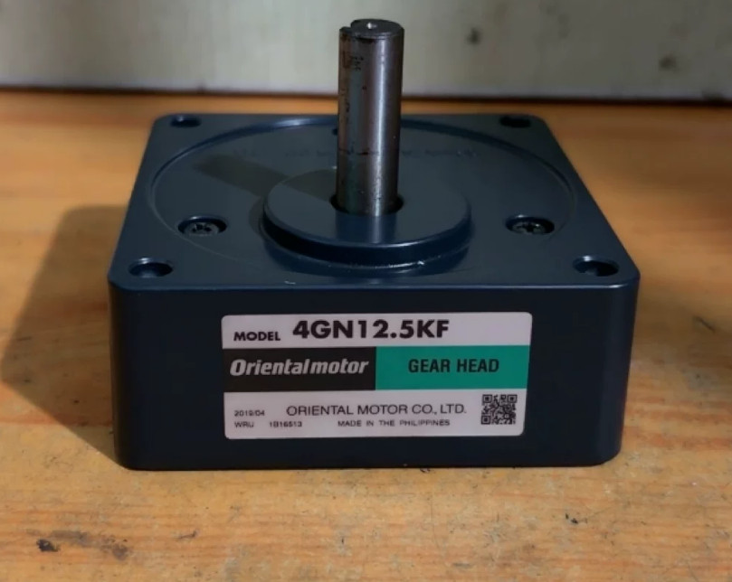 1pcs Used Dongfang 4GN12.5KF reducer tested OK