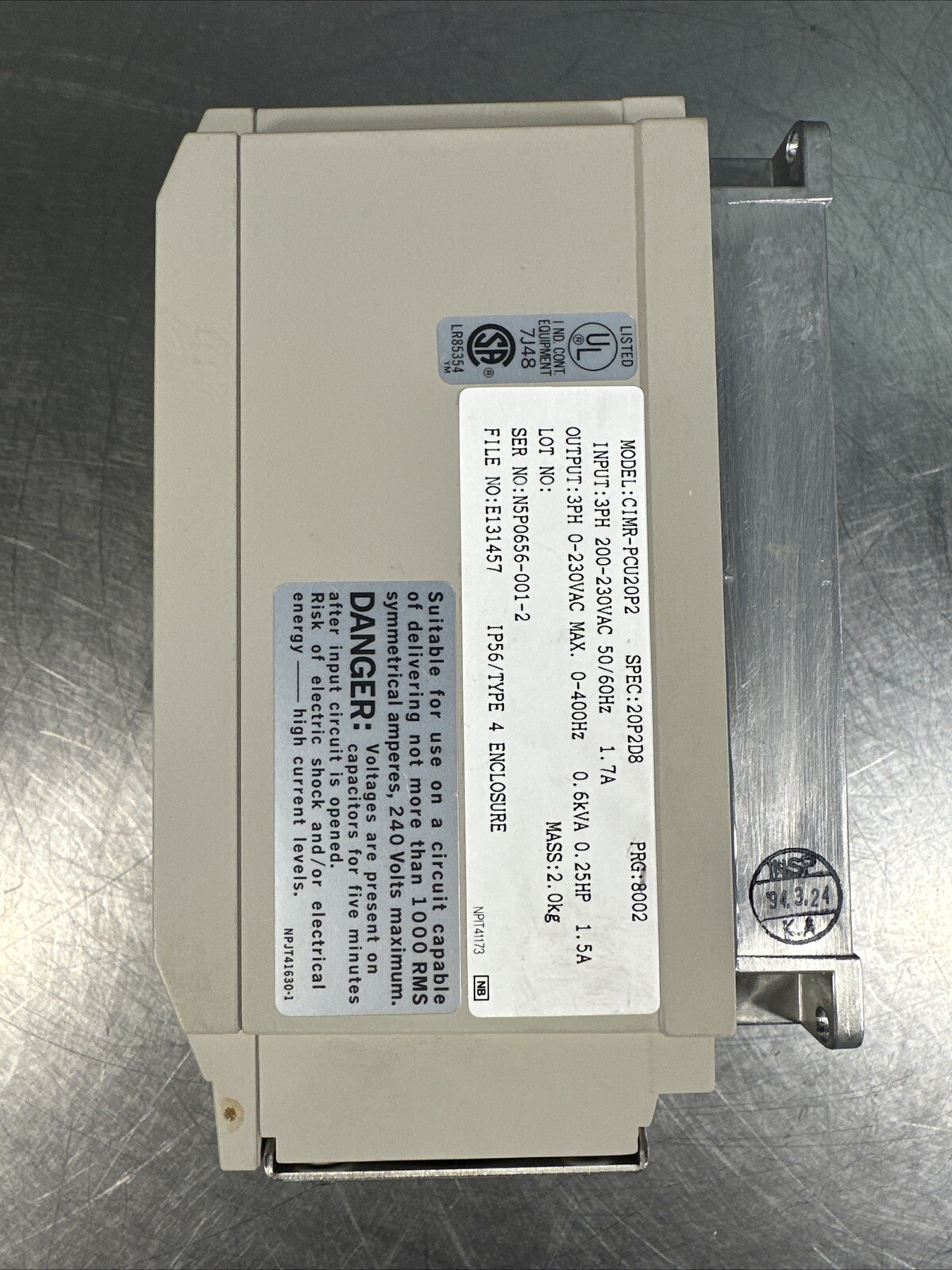 YASKAWA ELECTRIC CIMR-PCU20P2 Drive 0.25HP 0-230VAC 1.5A 0-400Hz (1D-06)