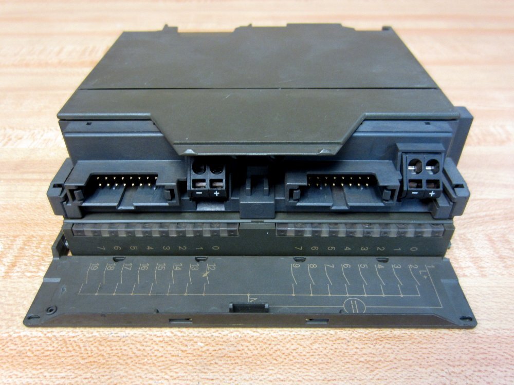 Siemens 6ES7321-1BH01-0AA0 Module 6ES73211BH010AA0 E-Stand: 01