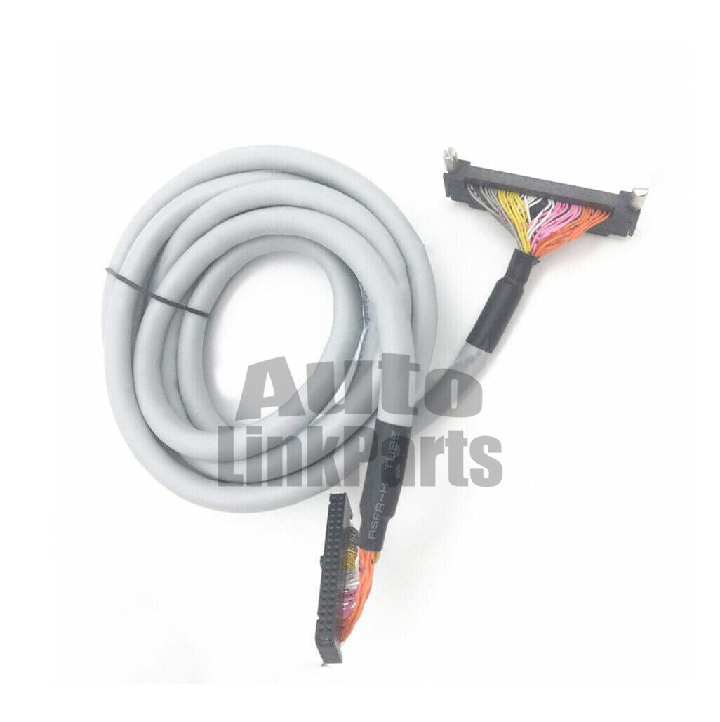1PCS New Cable Module PLC XW2Z-100B XW2Z100B