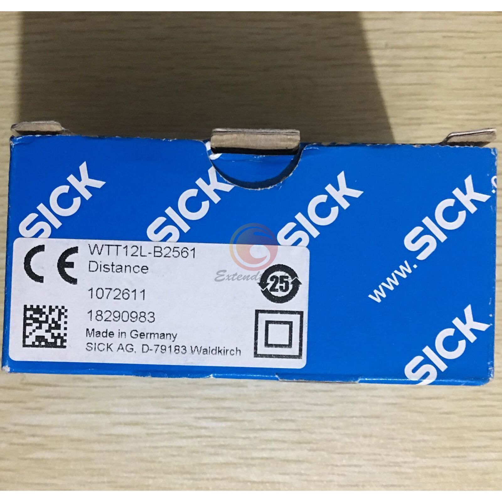 ONE NEW SICK Laser Photoelectric Sensor WTT12L-B2561 1072611