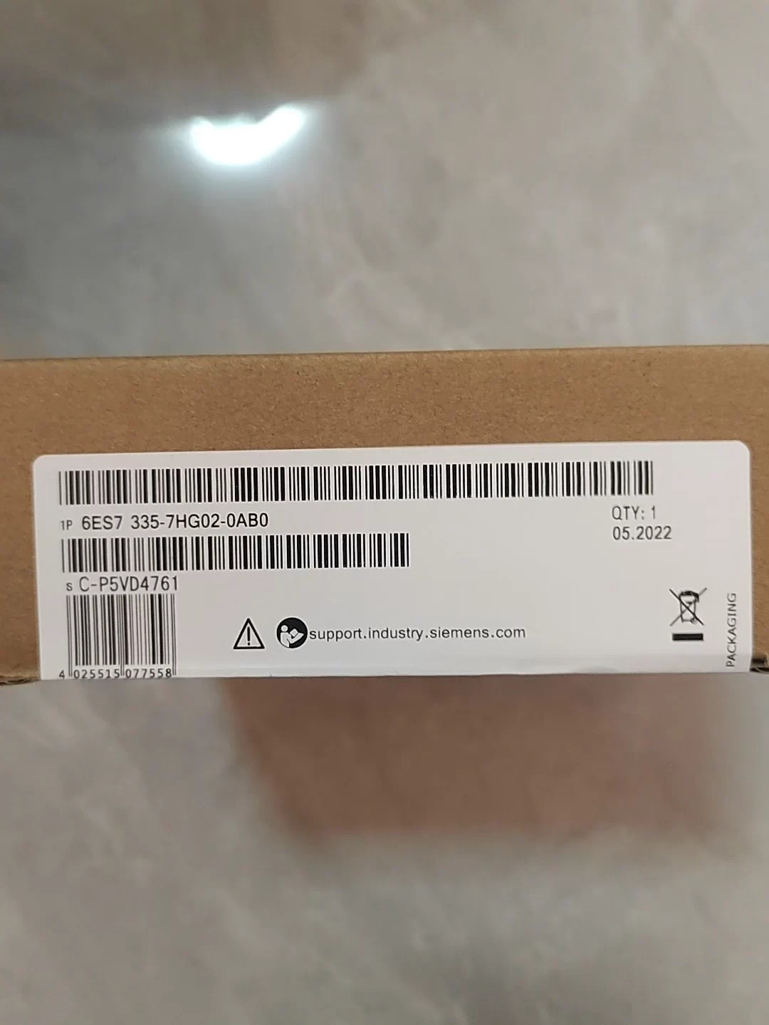Siemens Controller Module 6ES7335-7HG02-0AB0 1Pcs Free Delivery New In Box