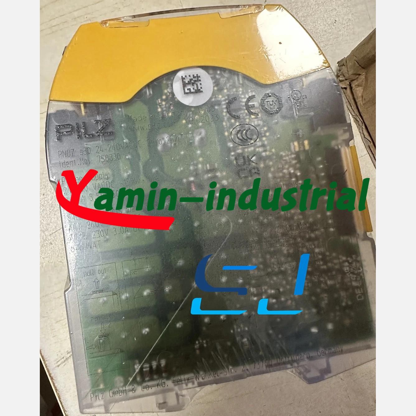 Brand new PILZ 750330 Safety Relay 750330