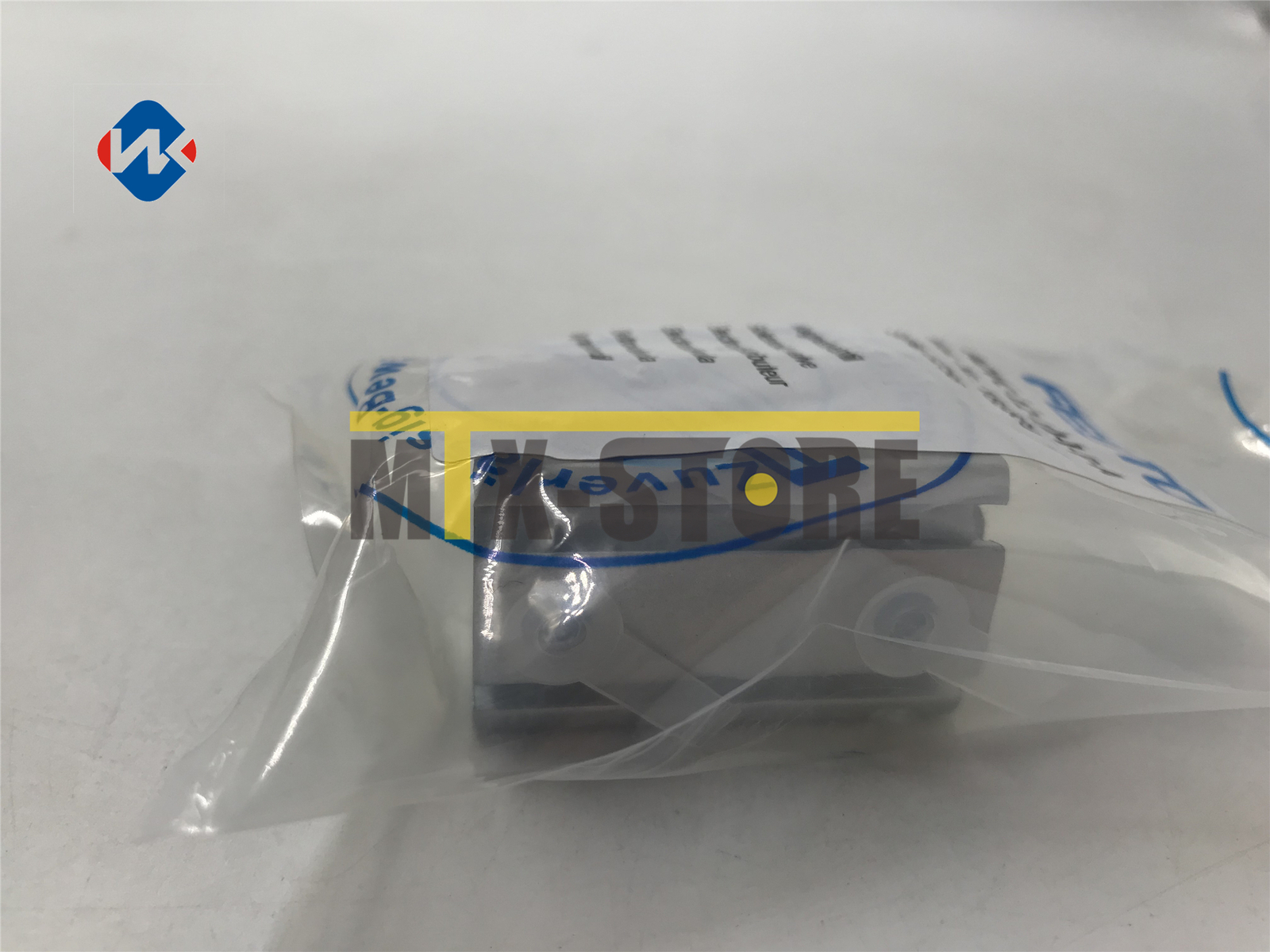 1QTY FESTO Brand new ones Cylinder ADVC-12-10-I-P-A