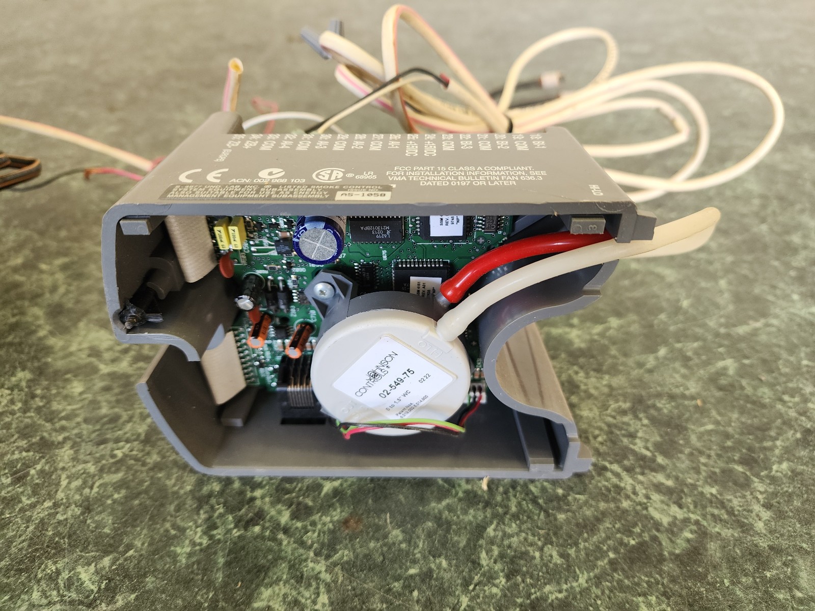 Johnson Controls Metasys Modular Assembly AP-VMA1420-0 & UCP-422 Transducer
