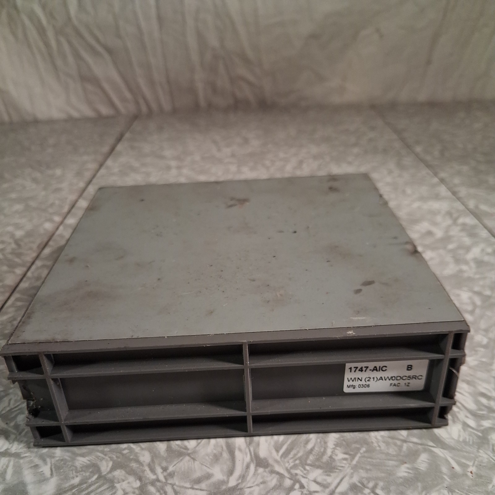 ALLEN BRADLEY SLC 500 DH-485 LINK COUPLER