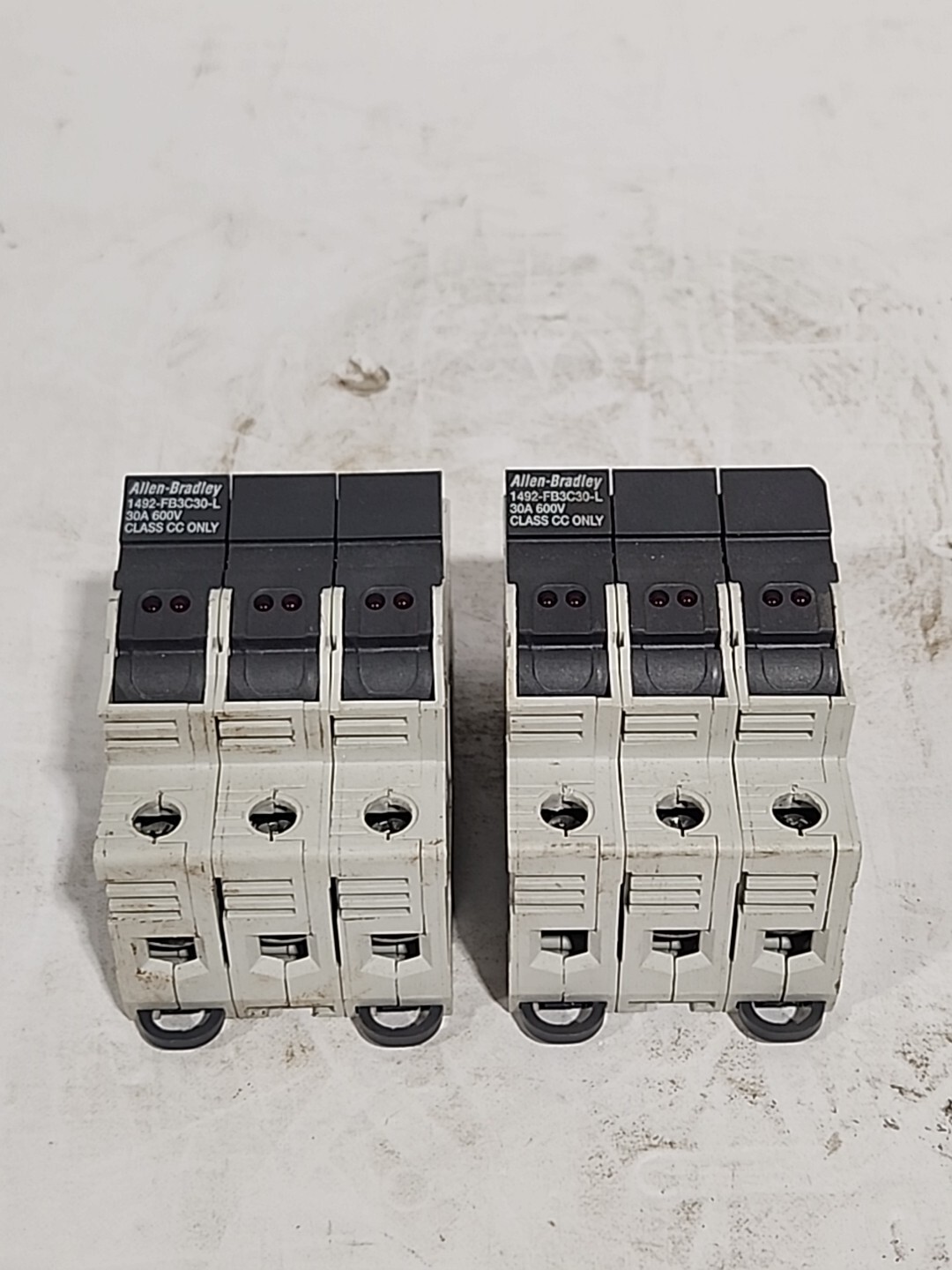 *Lot Of 2* Allen Bradley 1492-FB3C30-L 30A 3-Pole Fuse Blocks 600V AC/DC