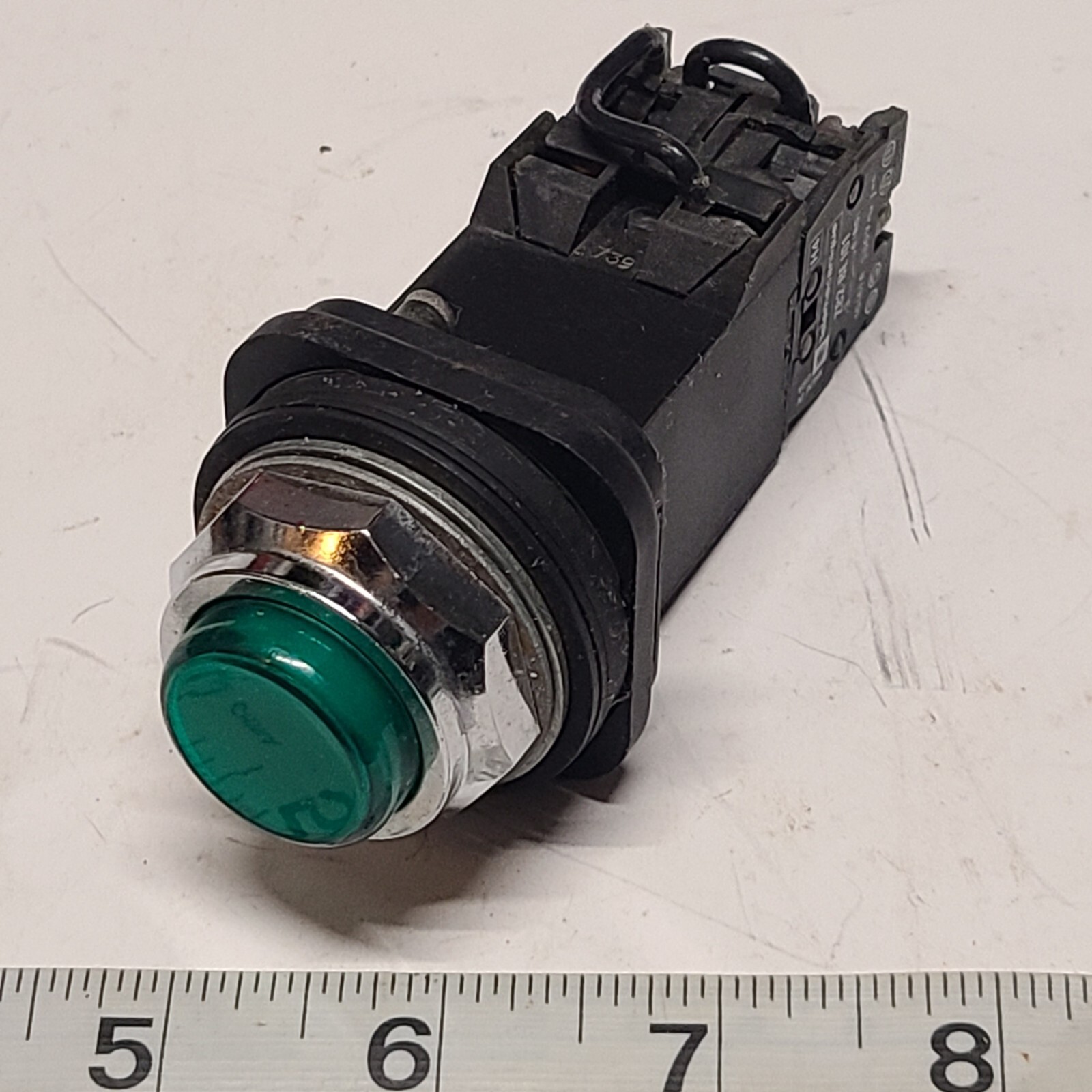 Telemecanique ZB2-BE-101 Pilot Light