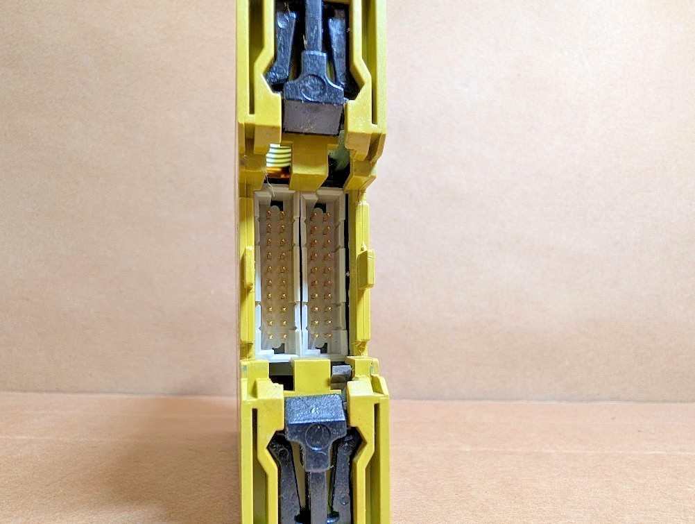 PILZ PNOZ ml1p Safe Link Safety Relay Link IO Module, Ident No. 773540, 24VDC