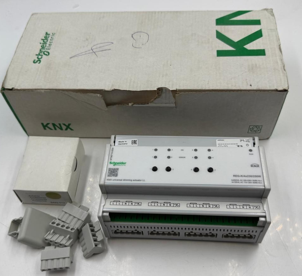 Schneider MTN6710-0004 KNX REG-K/4×230/250W Universal Dimming Actuator ll