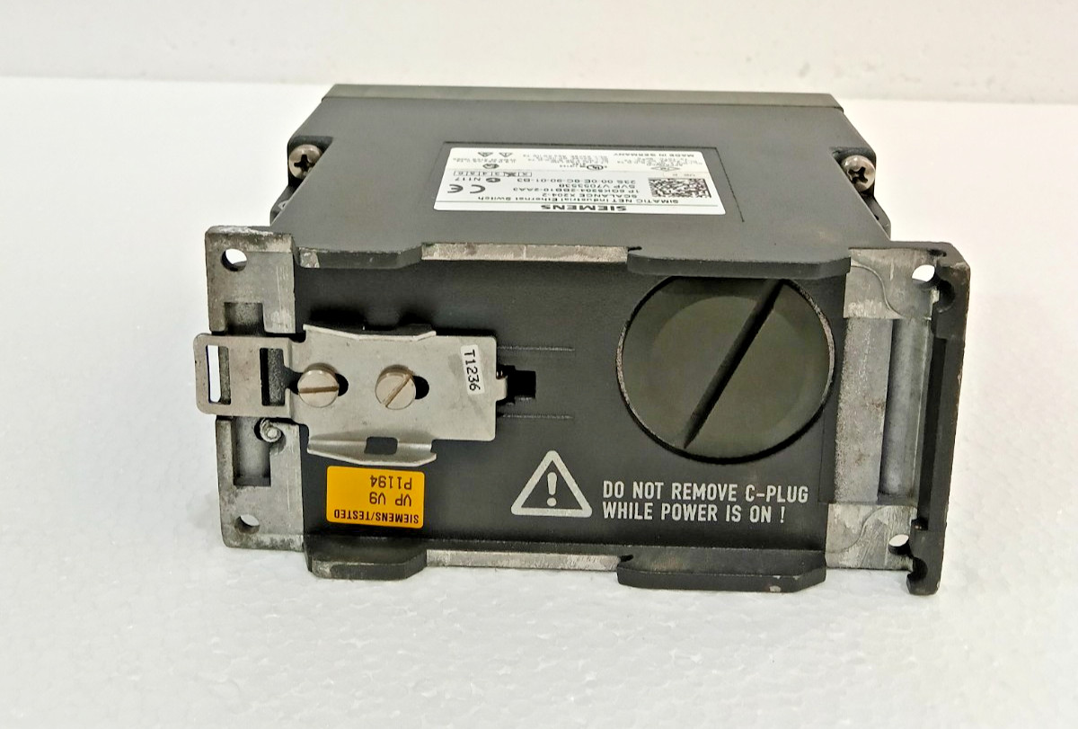 *NEW NO BOX* Siemens 6GK5204-2BB10-2AA3 SCALANCE X204-2 Ethernet Switch