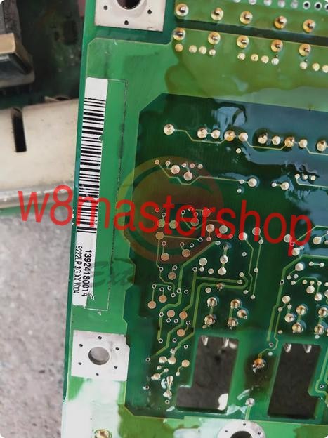 ONE Used Lenze Inverter drive board 8222LP.3G 8222LP.3G.XX.V004