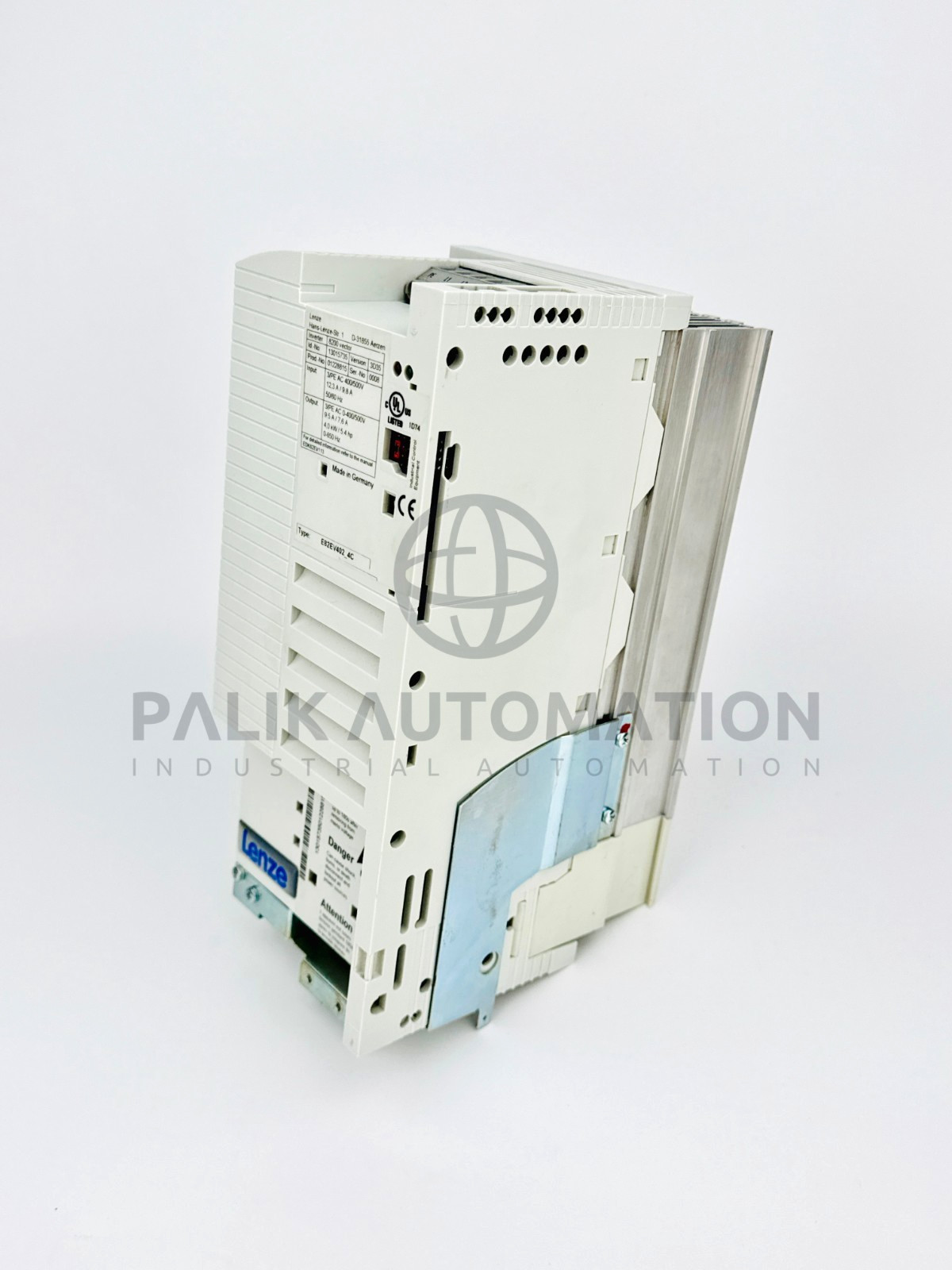 LENZE E82EV402K4C E82EV402_4C INVERTER 8200 SERIES 4.0kW 13015735 3D35 NEW