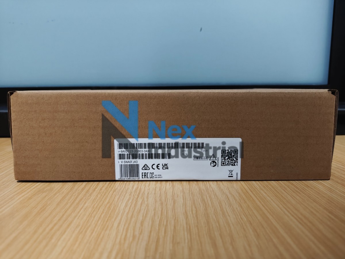 1PCS NEW Siemens 6AV2123-2GB03-0AX0 SIMATIC HMI KTP700 Panel Fast Free delivery