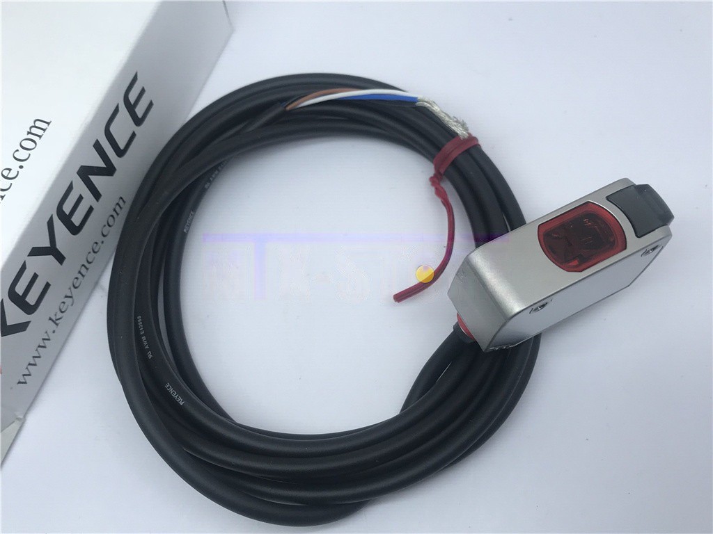 1pcs Brand New Keyence CMOS Laser Sensor LR-ZB250AN LRZB250AN