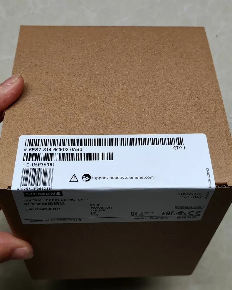 SIEMENS 6ES7314-6CF02-0AB0 Module New One 6ES7 314-6CF02-0AB0