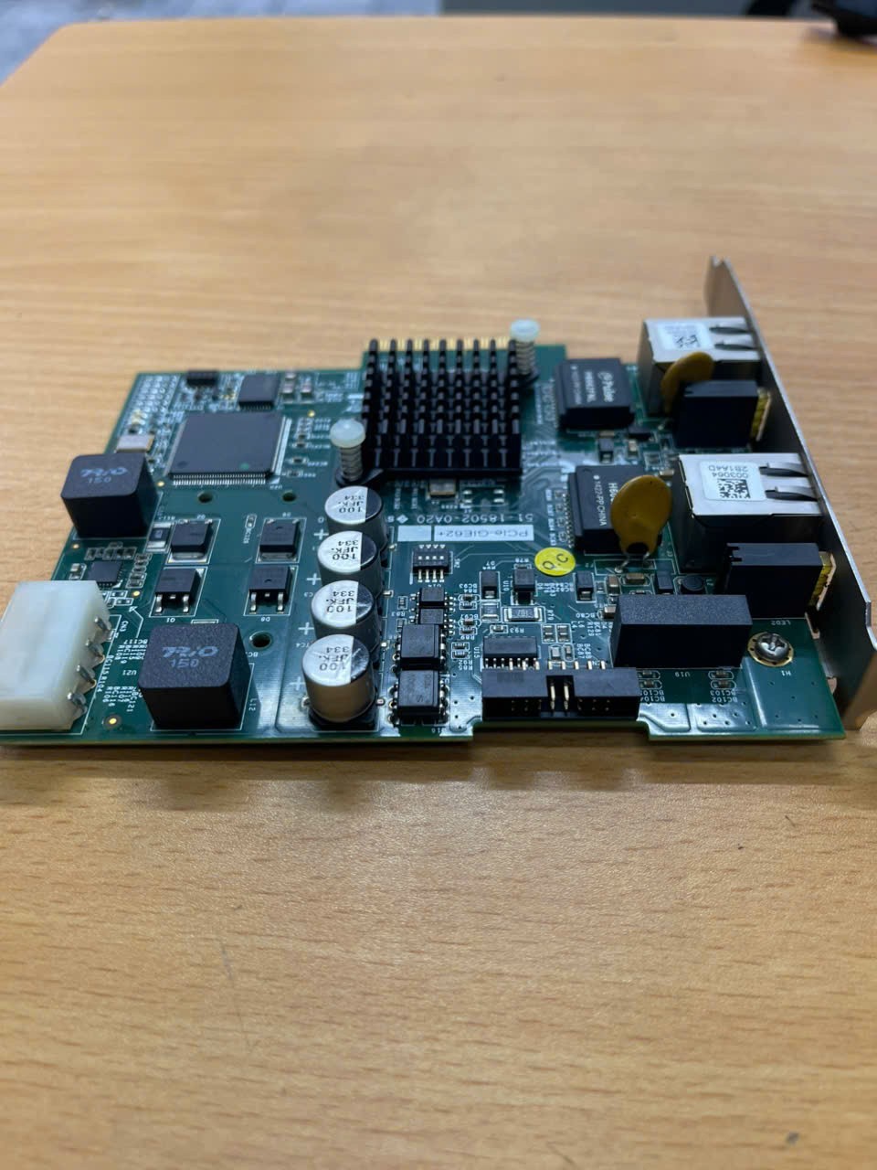 ADLINK PCIe-GIE62+