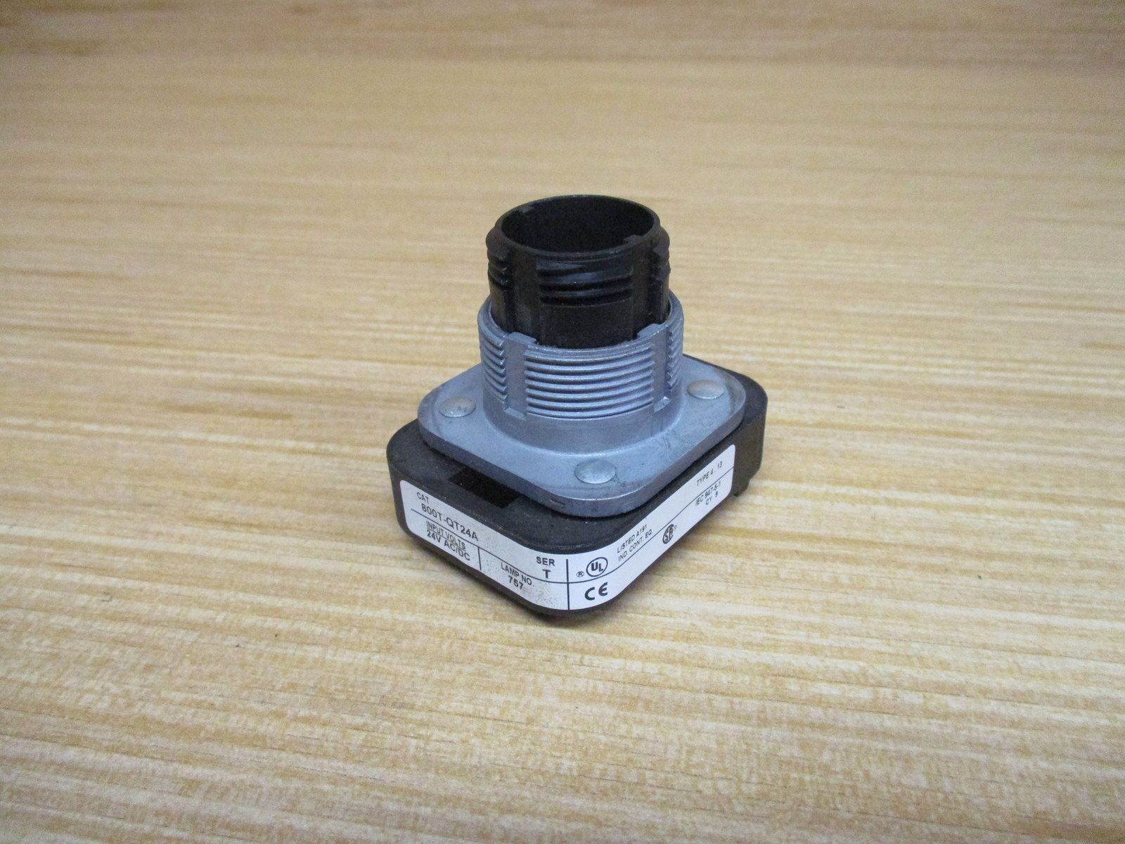 Allen Bradley 800T-QT24A Pilot Light 800TQT24A Core Only