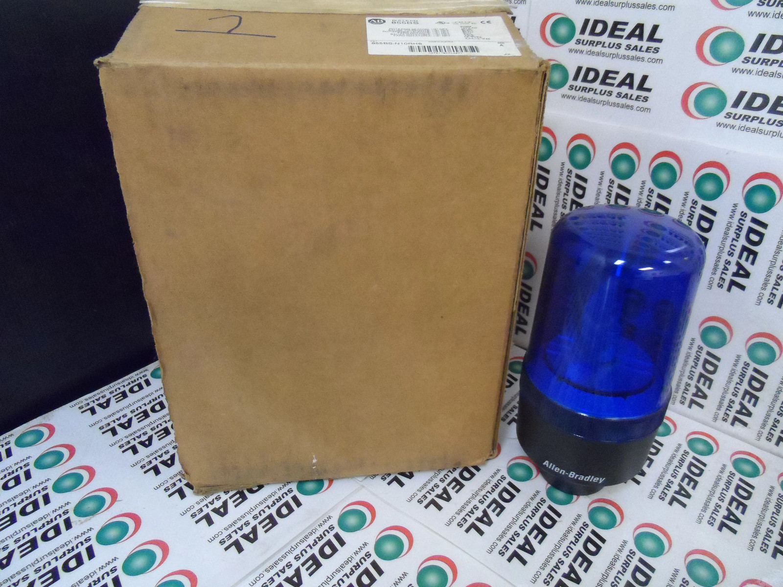 Allen Bradley 855BS-N10RH6 Rotating Blue Beacon 240VAC 0.3A 20W 1/2IN NPT Mount-