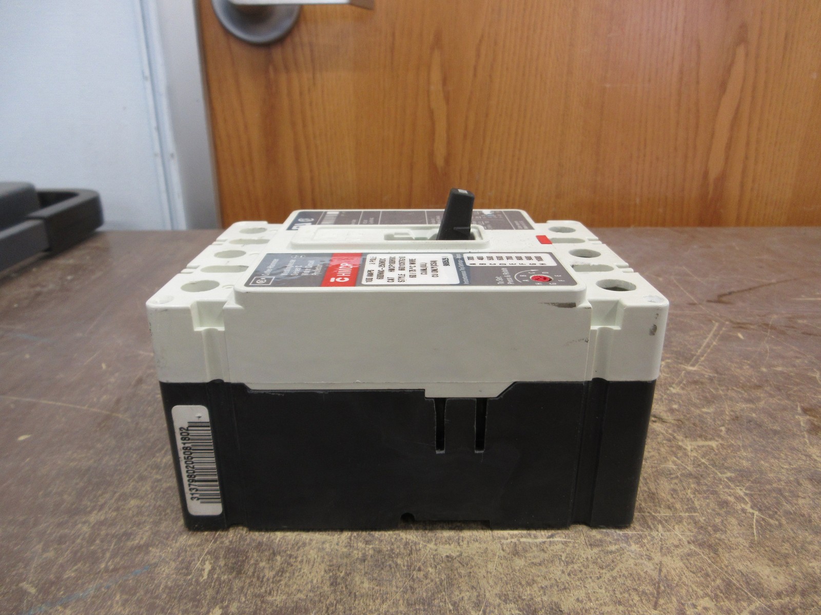 Cutler-Hammer Circuit Breaker HMCP100R3C 100A 600V 3P Used