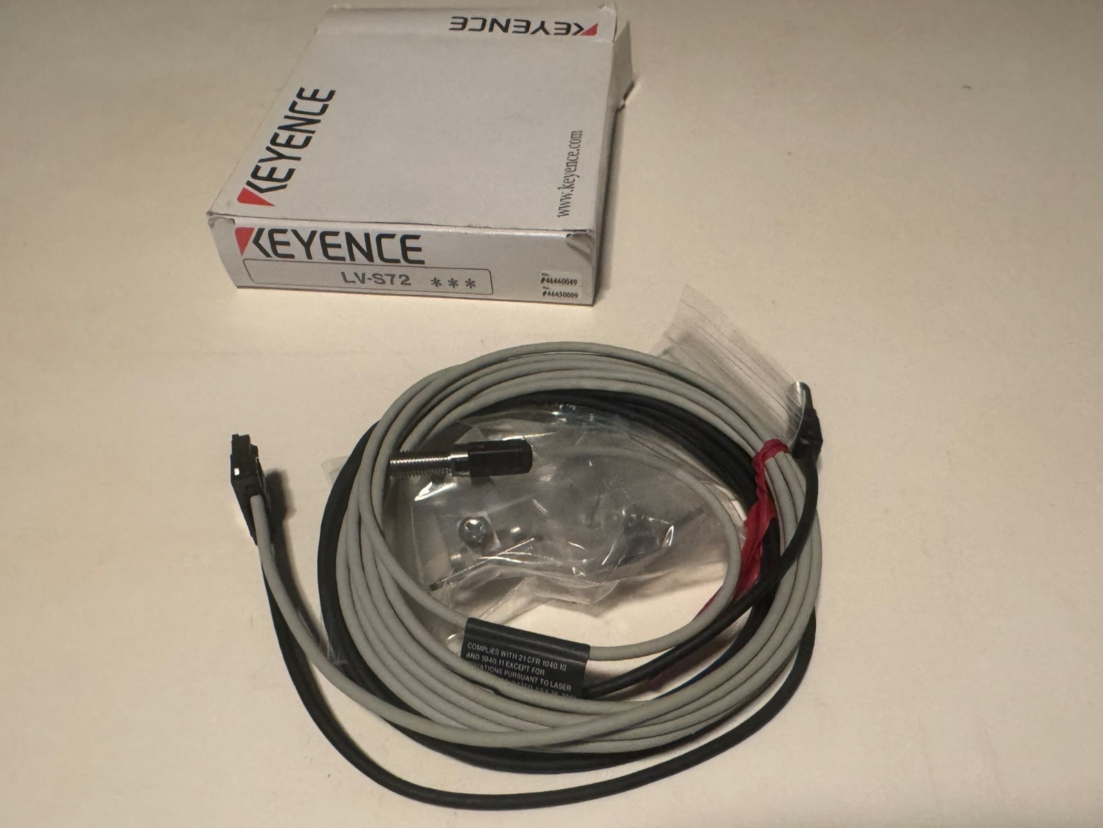 1PC New Keyence LV-S72 Brand new LVS72 Free Shipping Located in USA