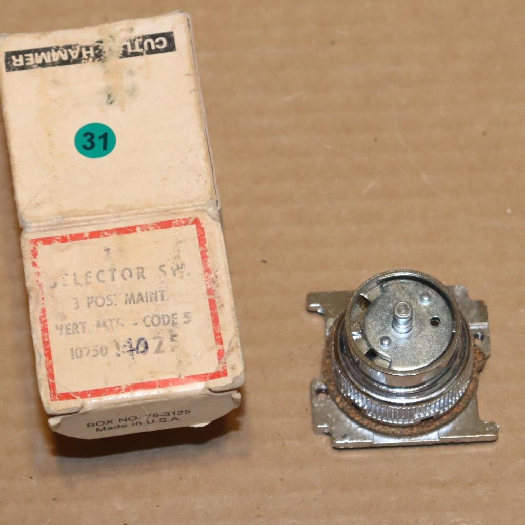 One Cutler Hammer 10250T4025 3 Position Cam Selector Switch Item #31
