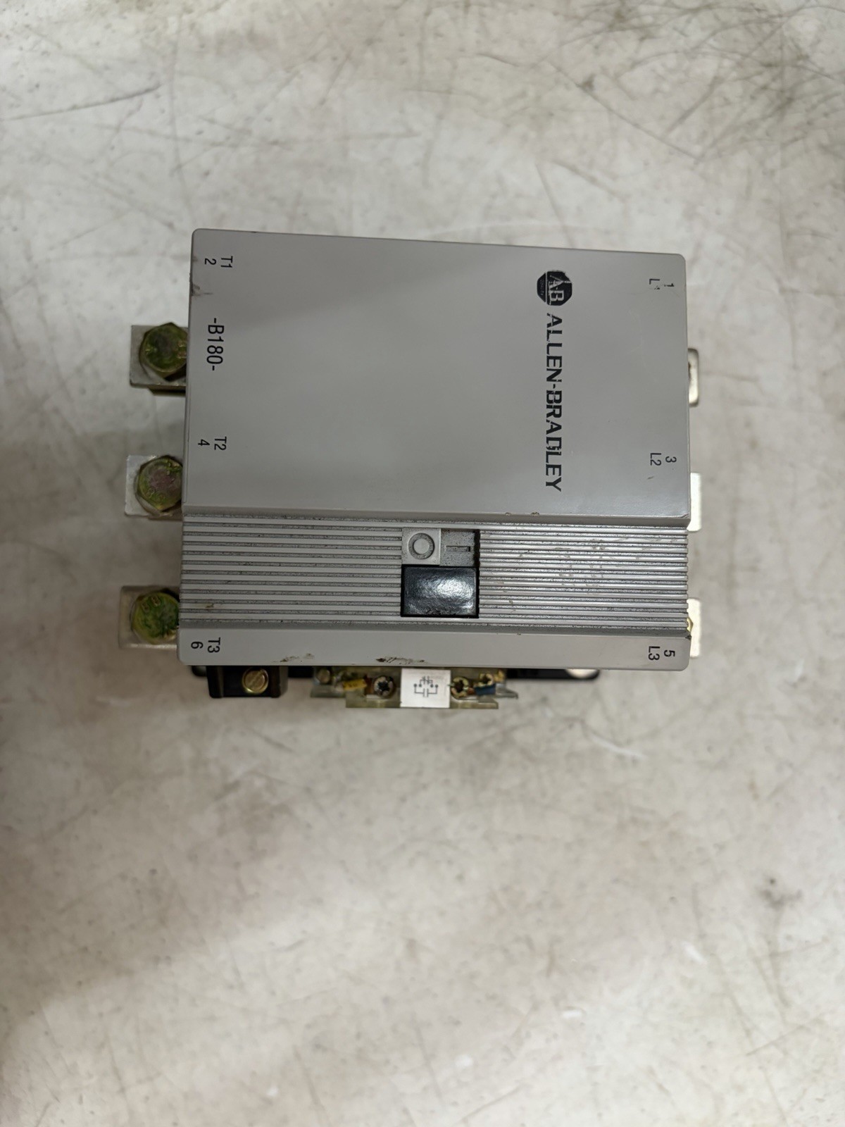 Allen-Bradley 100-B180N*3 Contactor Ser.B 120V 60Hz 110V 50Hz Free Shipping