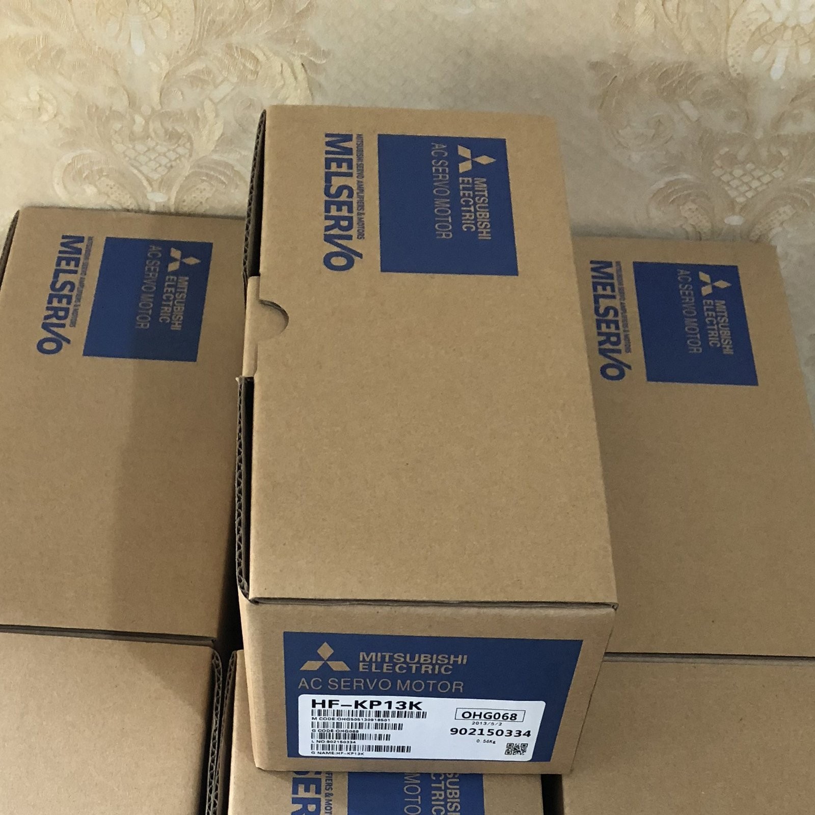 1PS Mitsubishi HF-KP13K HFKP13K AC servo motor in box New Free Shipping