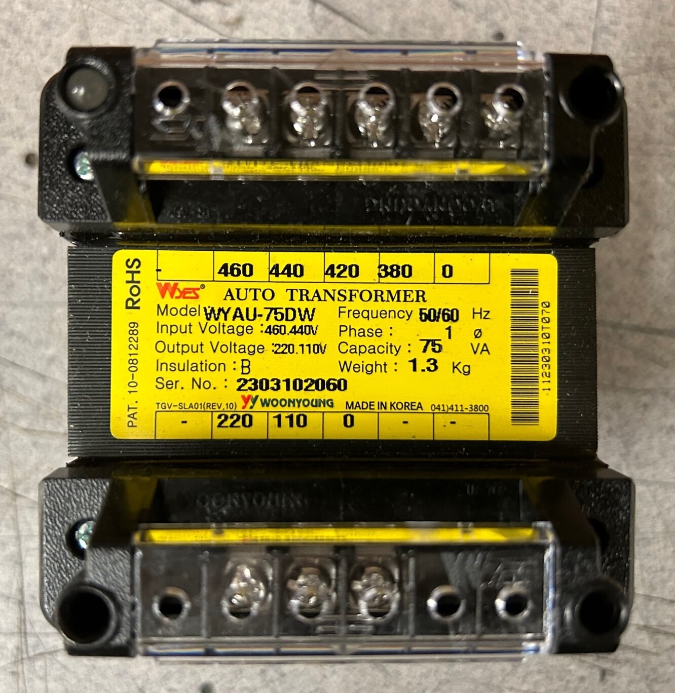 WYES Woonyoung Transformer 460/440/420/380V In 220/110V Out (Quantity 1)