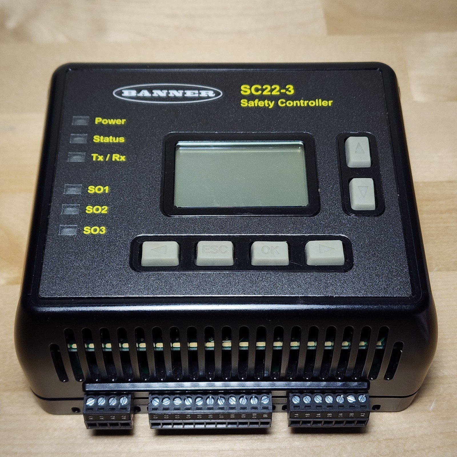 Banner SC22-3 Safety Controller 22 Inputs 3 Safety Outputs 24VDC