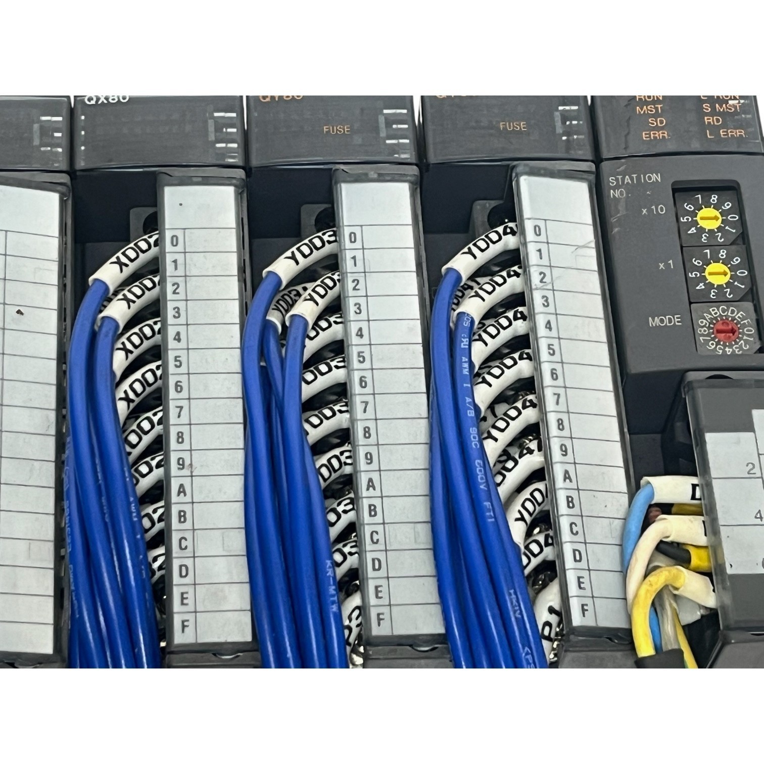 Mitsubishi Q-Series PLC Rack Q38B Q02CPU Q63P (3)QX80 (2)QY80 QJ61BT11N