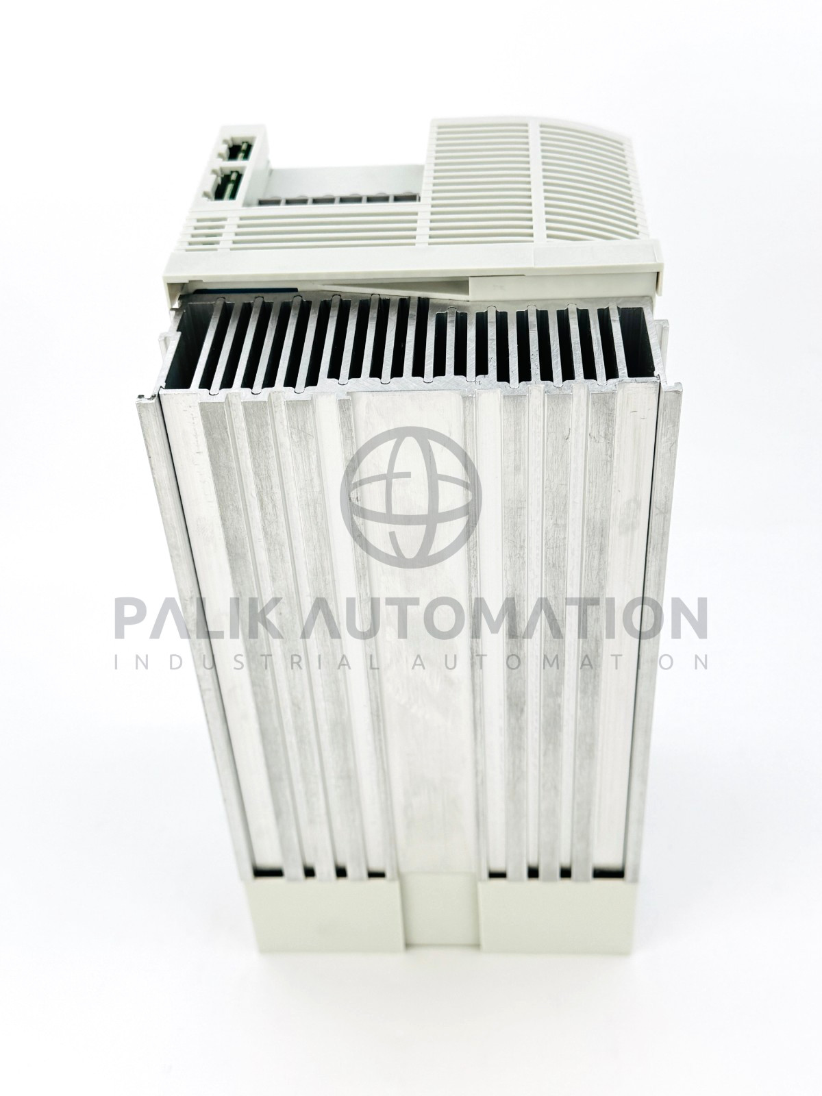 LENZE E82EV113K4C E82EV113_4C INVERTER 8200 SERIES 13064887 4A37 NEW