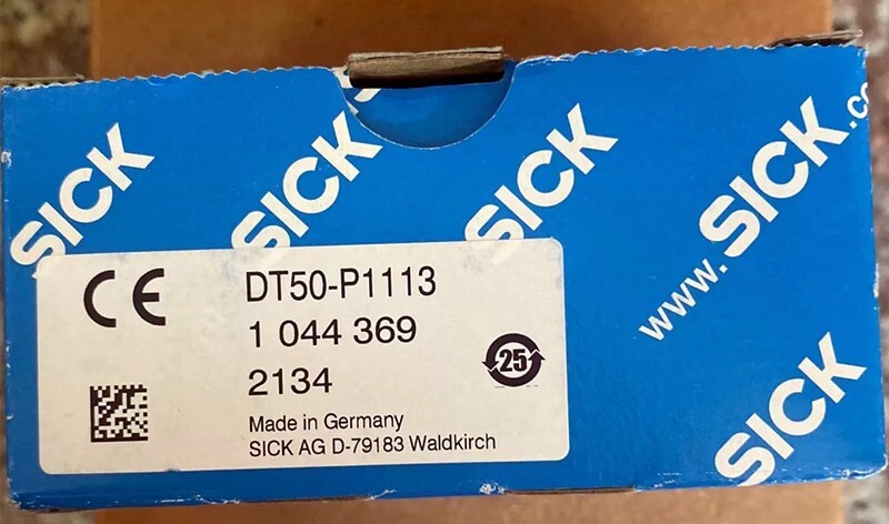 Sick DT50-P1113 Laser Ranging Sensor New One DT50P1113