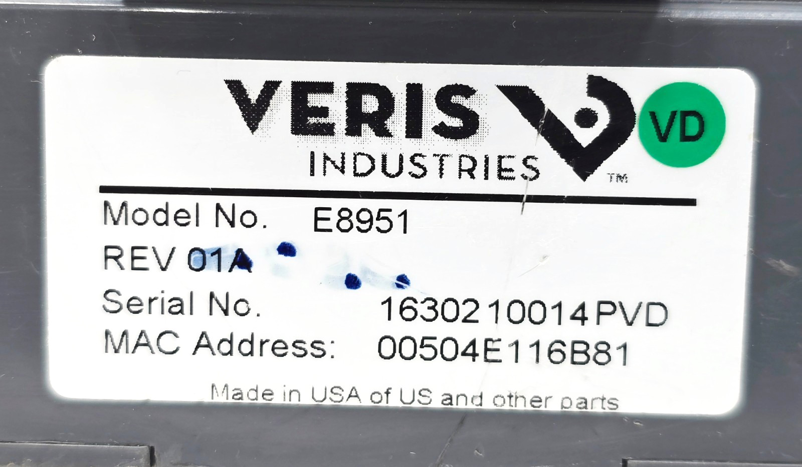 E8951 VERIS MODBUS-TO-BACNET PROTOCOL CONVERTER