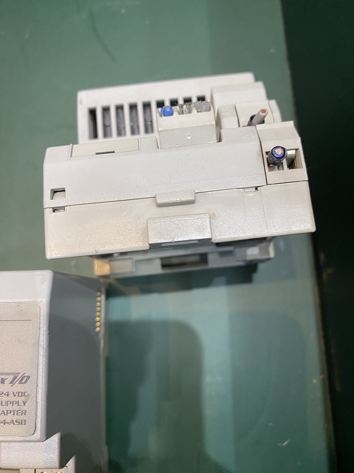 Allen-Bradley 1794-ASB /D Power Supply