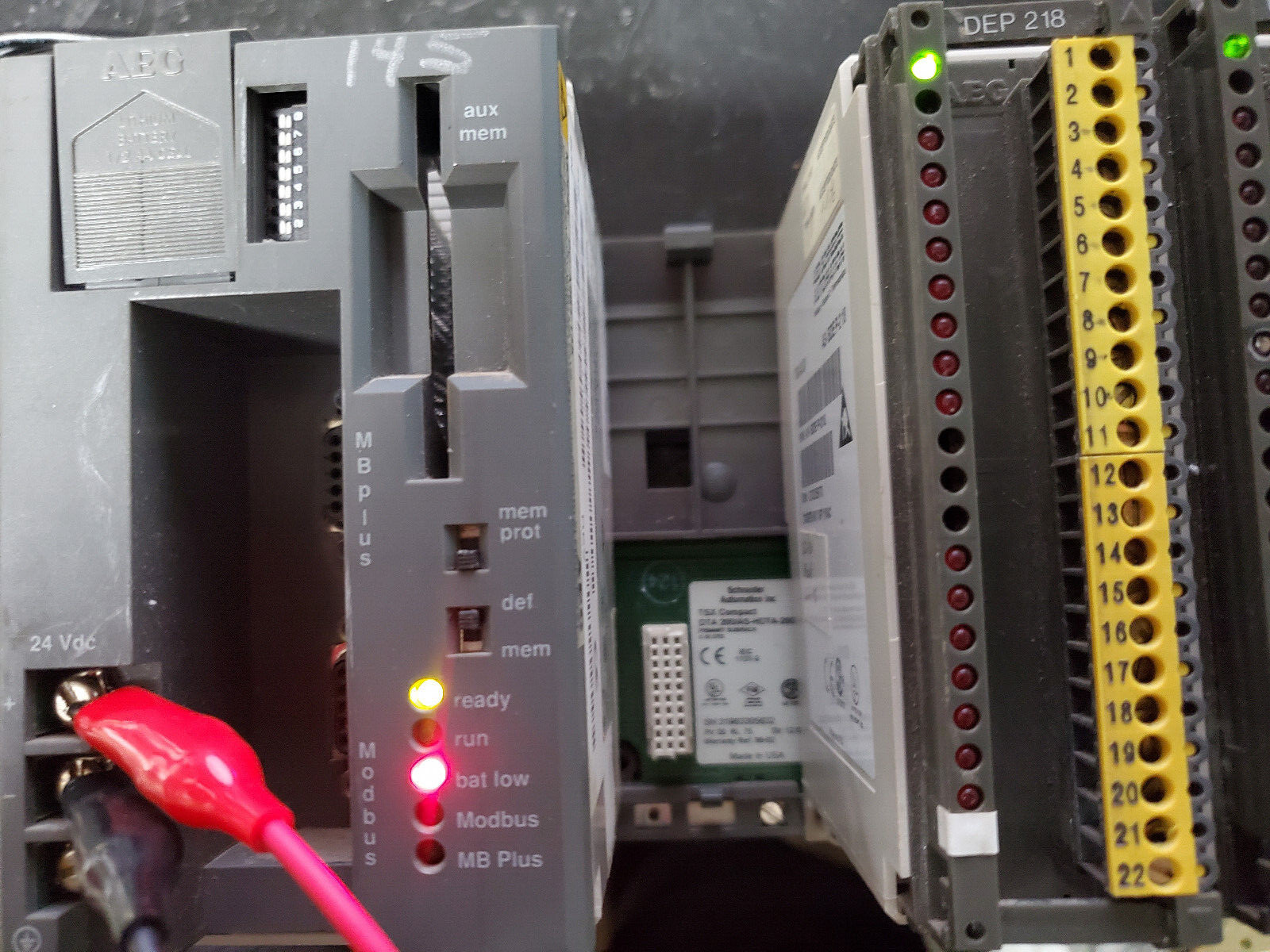 AEG SHNEIDER MODICON PC-A984-145 COMP 984 CPU +backplane, Discriete I/O modules