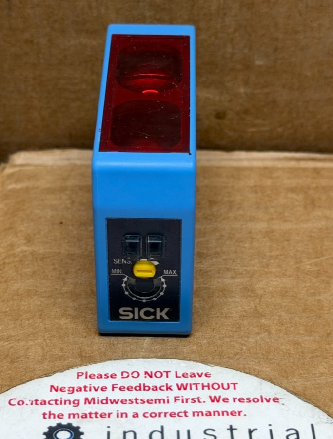 NEW SICK WTB250-2P2451 6 044 692 2126H PHOTOELECTRIC SENSOR 10-30VDC SHIPSAMEDAY