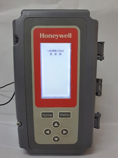 Honeywell T775B2032 Ver 2.2.0 Electronic Temperature Controller