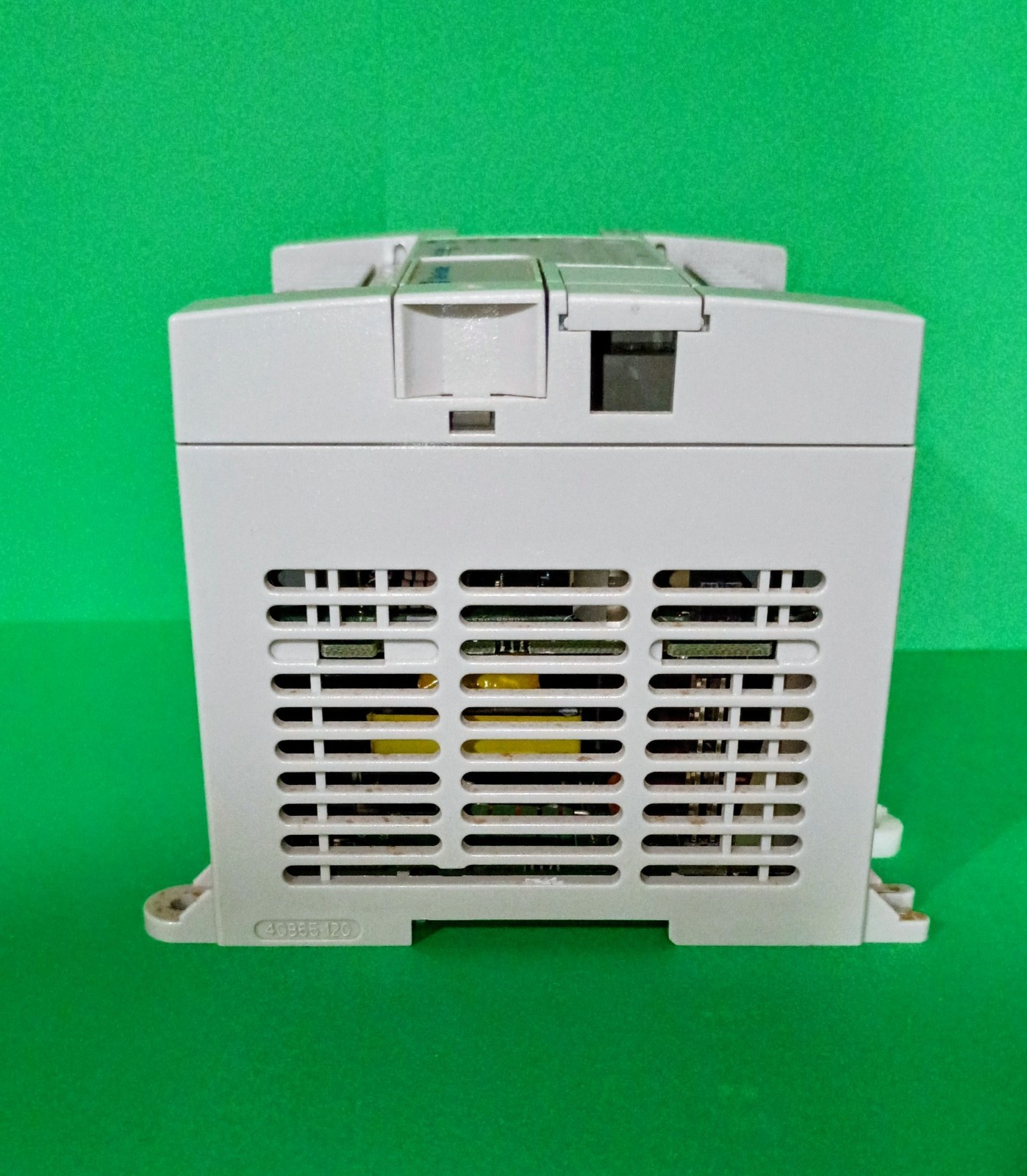 Allen Bradley MicroLogic 1200 1762-L24AWA Ser C Rev G FRN 10 -Used