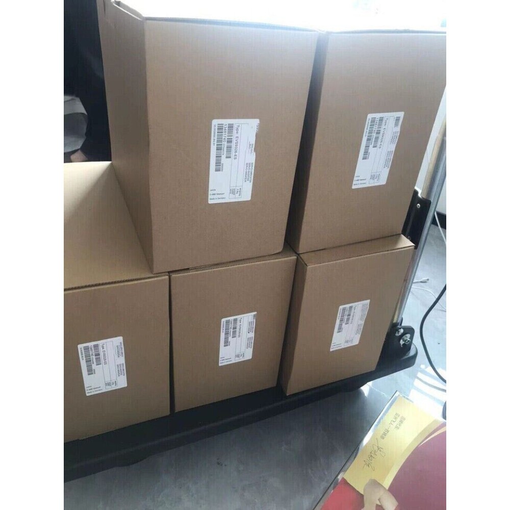 US Free TAX New LENZE E82EV751_4C200 E82EV751k4C200 or E82EV751k4C200