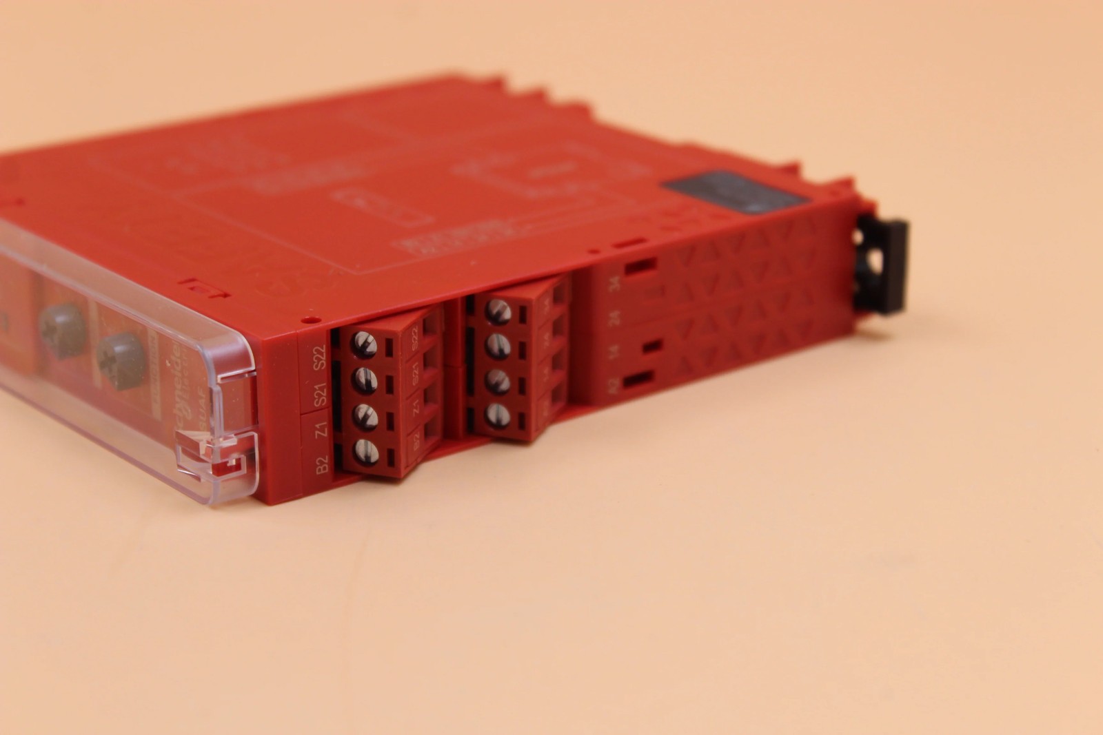 NEW | Schneider Electric | XPSUAF13AP |