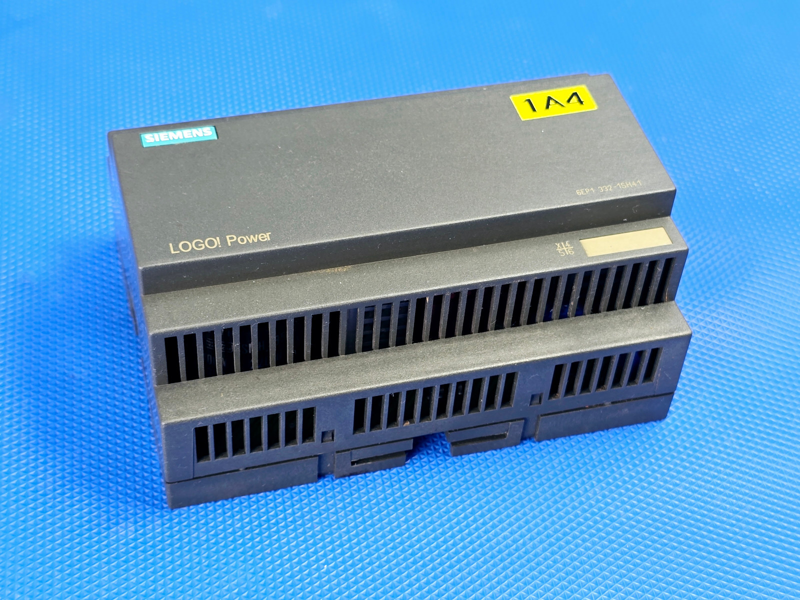 Siemens logo! Power Supply 6EP1332-1SH41 Mounted damaged