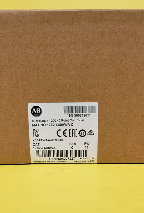 Surplus Open Allen Bradley 1762-L40AWA /C MicroLogix 1200 40-Pt I/O Controller