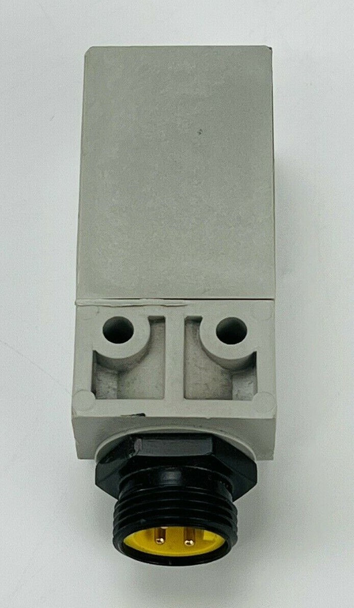 Allen-Bradley 871P-E13GRF Ser A Inductive Proximity Switch 132VAC 0.50A Max