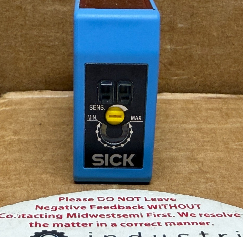 NEW SICK WTB250-2P2451 6 044 692 2126H PHOTOELECTRIC SENSOR 10-30VDC SHIPSAMEDAY